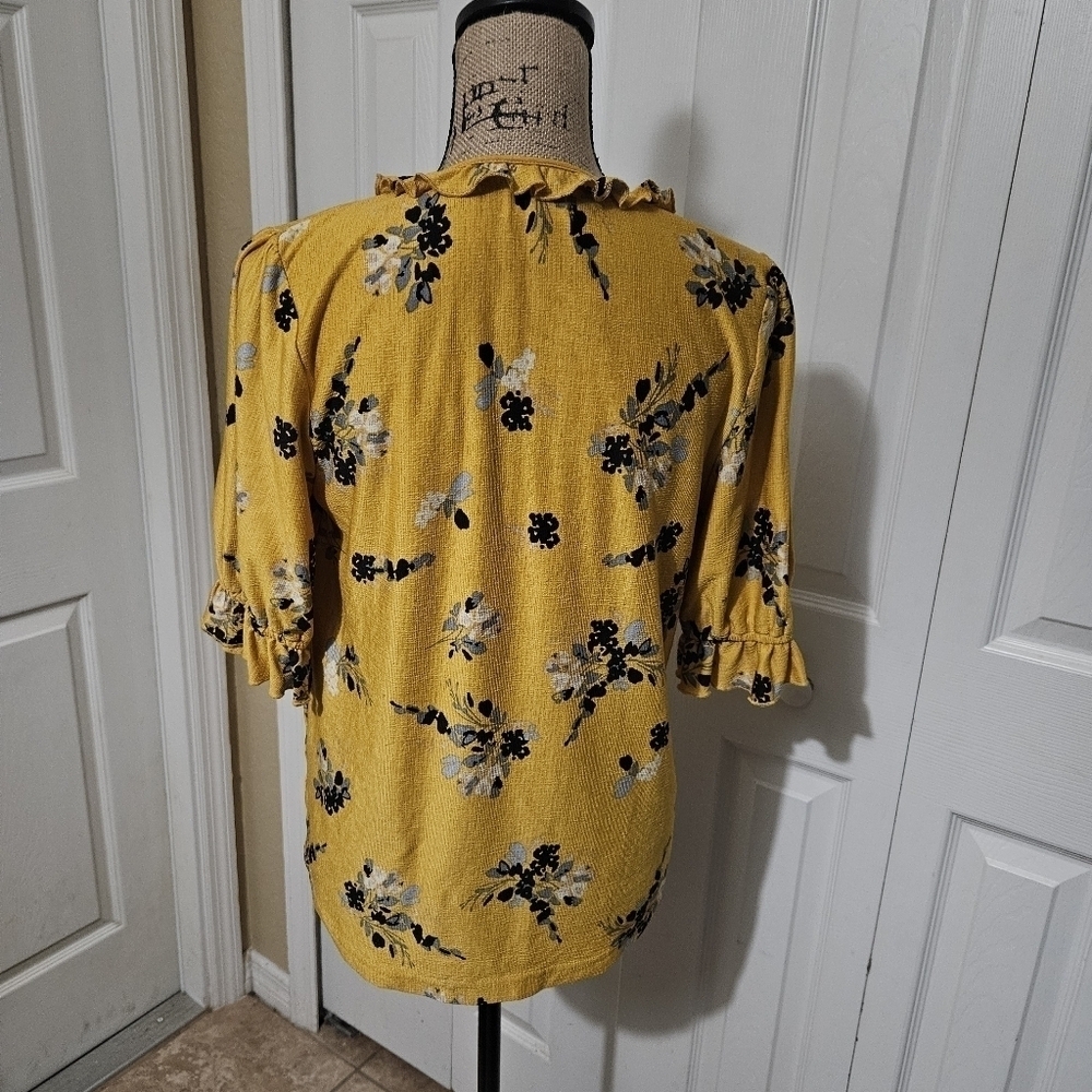 Melloday Yellow Floral Ruffled Blouse Size S - Picture 4 of 10
